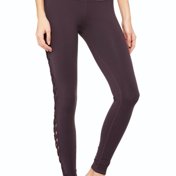 New with Tag AloYoga Interlace Leggings Eggplant S - Picture 4 of 8